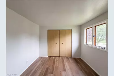 14122 Donald Drive, Brook Park, OH 44142 - Photo 9