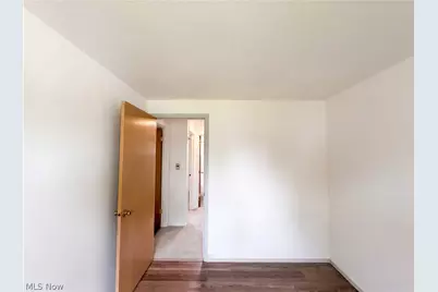 14122 Donald Drive, Brook Park, OH 44142 - Photo 13