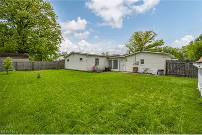 160 Boston Avenue, Elyria, OH 44035 - Photo 33