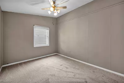 160 Boston Avenue, Elyria, OH 44035 - Photo 17