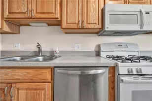 160 Boston Ave, Elyria, OH 44035 - Photo 13