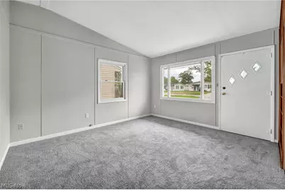 160 Boston Avenue, Elyria, OH 44035 - Photo 5