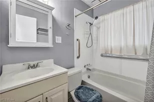 160 Boston Ave, Elyria, OH 44035 - Photo 15