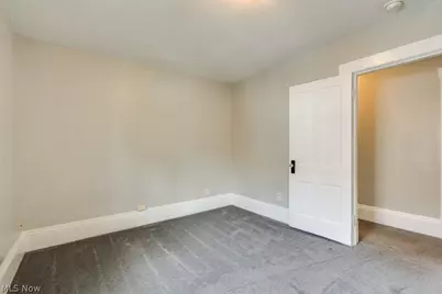 123 7th Street NW, Barberton, OH 44203 - Photo 33