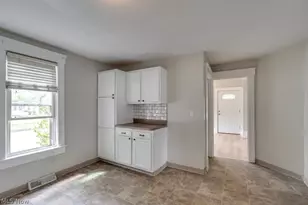 123 7th St NW, Barberton, OH 44203 - Photo 17