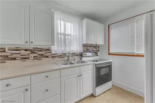 425 Frazier Ave, Akron, OH 44305 - Photo 11