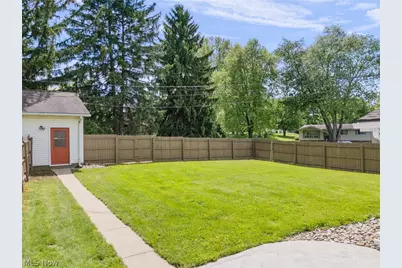 5544 Fairwood Avenue NW, North Canton, OH 44720 - Photo 17