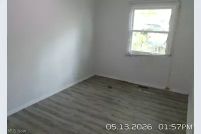 1215 E Farwell Street, Sandusky, OH 44870 - Photo 7