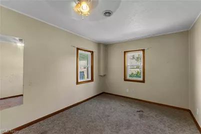 4556 Warren Sharon Road, Vienna, OH 44473 - Photo 11
