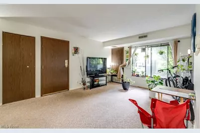 729 W Main Street #B, Kent, OH 44240 - Photo 5