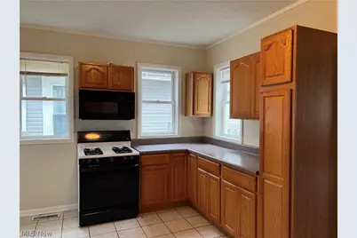 1406 Lindsley Street, Sandusky, OH 44870 - Photo 7