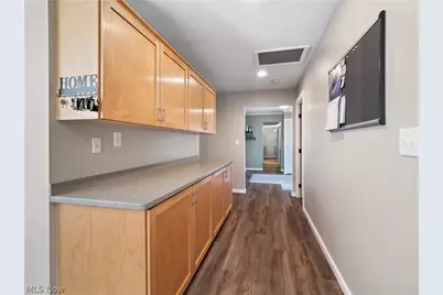 609 Wyleswood Drive, Berea, OH 44017 - Photo 7