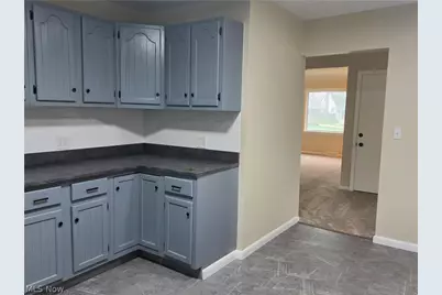 137 Hiler Street, Conneaut, OH 44030 - Photo 5
