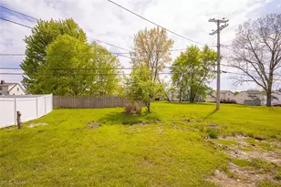25046 Buckthorn Rd, Huber Heights, OH 44146 - Photo 25
