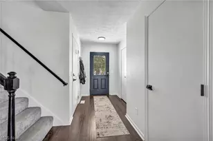 554 Hastings Ct, Akron, OH 44319 - Photo 7