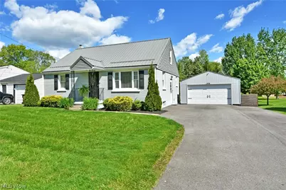 306 Glendola Avenue NW, Warren, OH 44483 - Photo 3