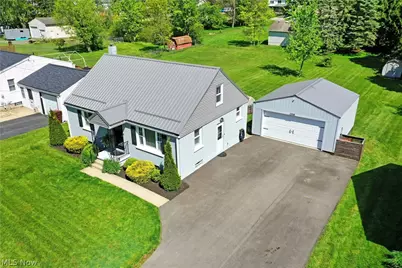 306 Glendola Avenue NW, Warren, OH 44483 - Photo 5