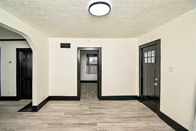 1228 Arnold Avenue, Akron, OH 44305 - Photo 9