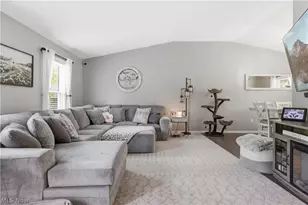488 Woodlake Dr, Medina, OH 44256 - Photo 7