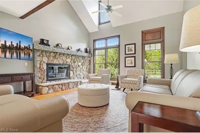 18130 Greatwood Lane, Chagrin Falls, OH 44023 - Photo 3