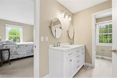 18130 Greatwood Lane, Chagrin Falls, OH 44023 - Photo 25