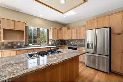 18130 Greatwood Lane, Chagrin Falls, OH 44023 - Photo 7