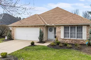 16406 Logan Ct, Strongsville, OH 44136 - Photo 3