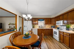 16406 Logan Ct, Strongsville, OH 44136 - Photo 13