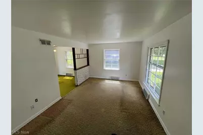 7317 Parma Park Boulevard, Parma, OH 44130 - Photo 5