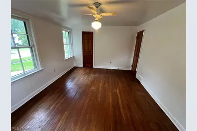 7317 Parma Park Boulevard, Parma, OH 44130 - Photo 17