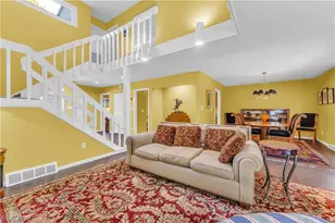 36 Oak Shore Dr, Bratenahl, OH 44108 - Photo 9