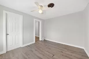 2763 W 32nd St, Loveland, OH 44113 - Photo 17