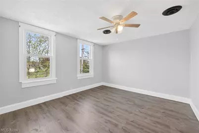 2763 W 32nd Street, Loveland, OH 44113 - Photo 13