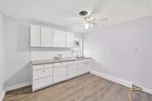 2763 W 32nd St, Loveland, OH 44113 - Photo 7