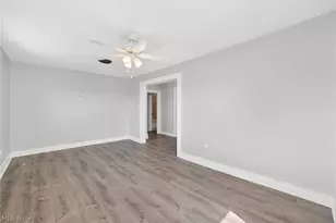 2763 W 32nd St, Loveland, OH 44113 - Photo 11