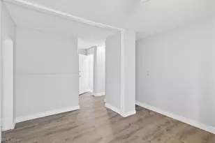 2763 W 32nd St, Loveland, OH 44113 - Photo 5