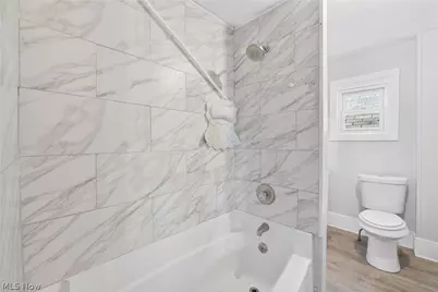 2763 W 32nd Street, Loveland, OH 44113 - Photo 9