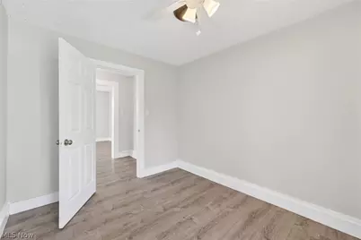2763 W 32nd Street, Loveland, OH 44113 - Photo 21