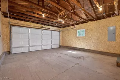 533 W Bank Street, Uhrichsville, OH 44683 - Photo 35