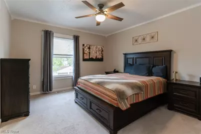 3880 Washington Park Boulevard, Newburgh Heights, OH 44105 - Photo 21