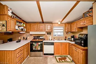2737 Barn Dr SW, Canton, OH 44706 - Photo 5