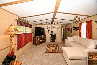 2737 Barn Drive SW, Canton, OH 44706 - Photo 11