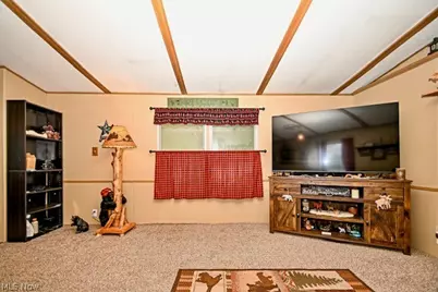 2737 Barn Drive SW, Canton, OH 44706 - Photo 9