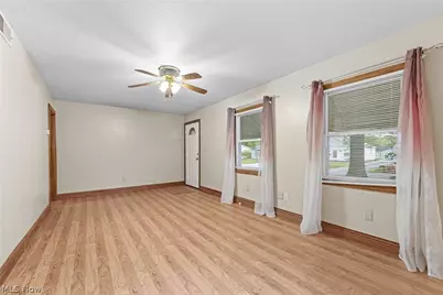 485 Grosvenor Avenue NW, Massillon, OH 44647 - Photo 5