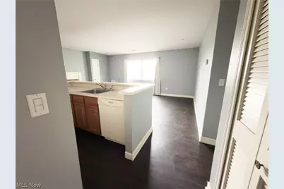 2885 Pease Drive #309, Rocky River, OH 44116 - Photo 3