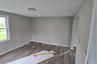 4285 E 162nd St, Loveland, OH 44128 - Photo 5