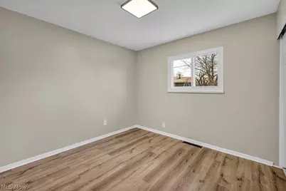 5863 Kimberly Drive, Huber Heights, OH 44146 - Photo 29