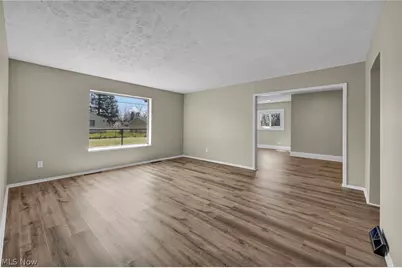 5863 Kimberly Drive, Huber Heights, OH 44146 - Photo 7