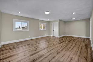 5863 Kimberly Dr, Huber Heights, OH 44146 - Photo 13
