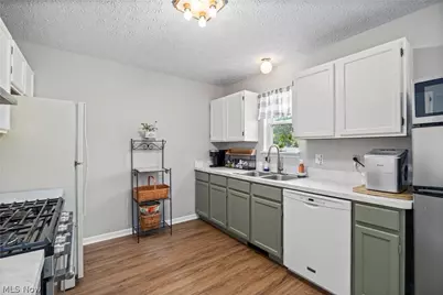 341 Sandpiper Avenue, Elyria, OH 44035 - Photo 9